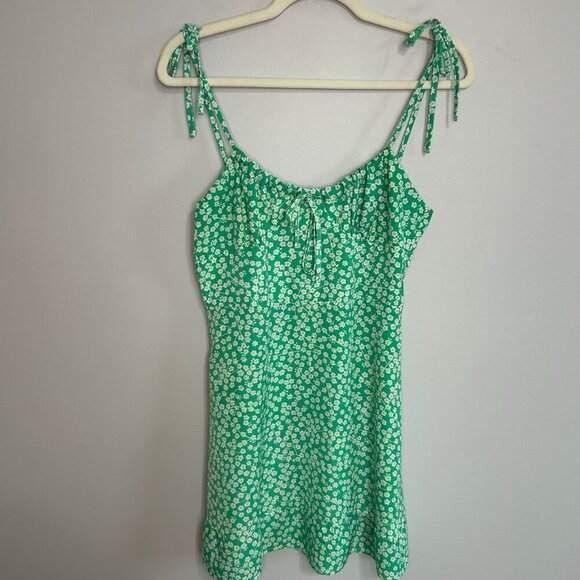 SHEIN Women’s Green Floral Spaghetti Strap Tie Sleeve Mini Sun Dress Size Medium - Picture 4 of 8